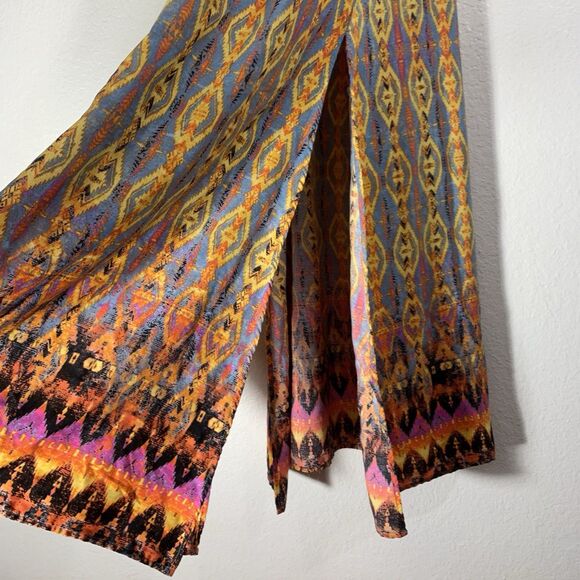 Gianni Bini Boho maxi dress with side cutouts & a tribal ikat print Size Large - Picture 6 of 12